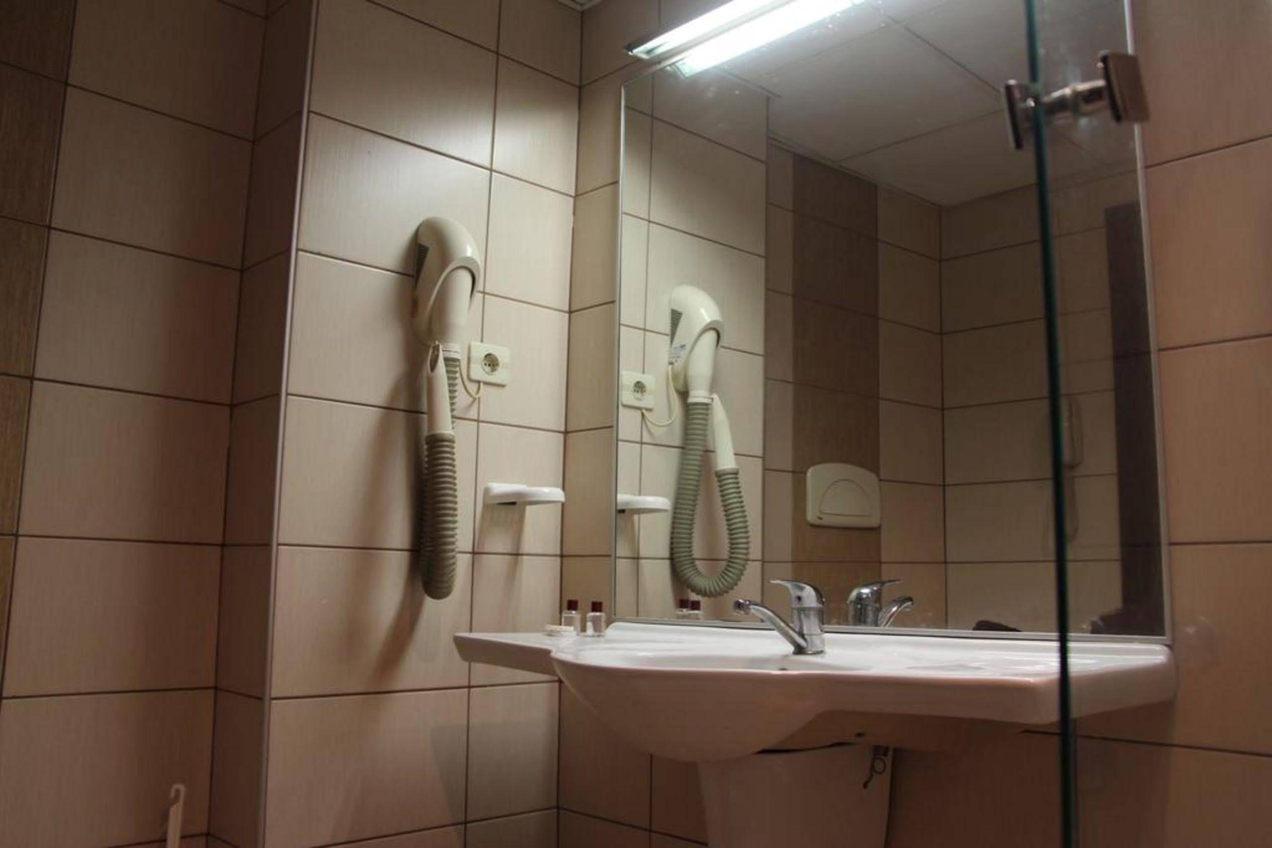 Akyuz Hotel Ankara Exteriör bild