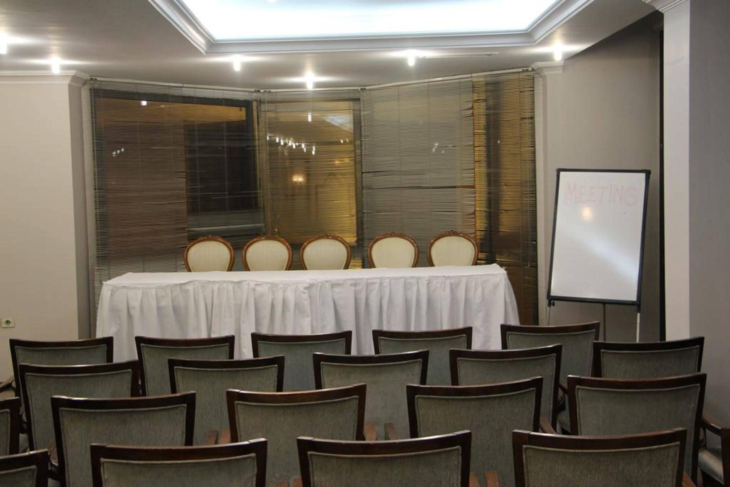 Akyuz Hotel Ankara Exteriör bild